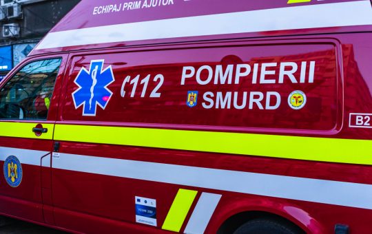 Tragedia de la Mediaș: Cazul fetiței de doi ani căzute de la balcon – O analiză a circumstanțelor, implicatiilor și prevenției