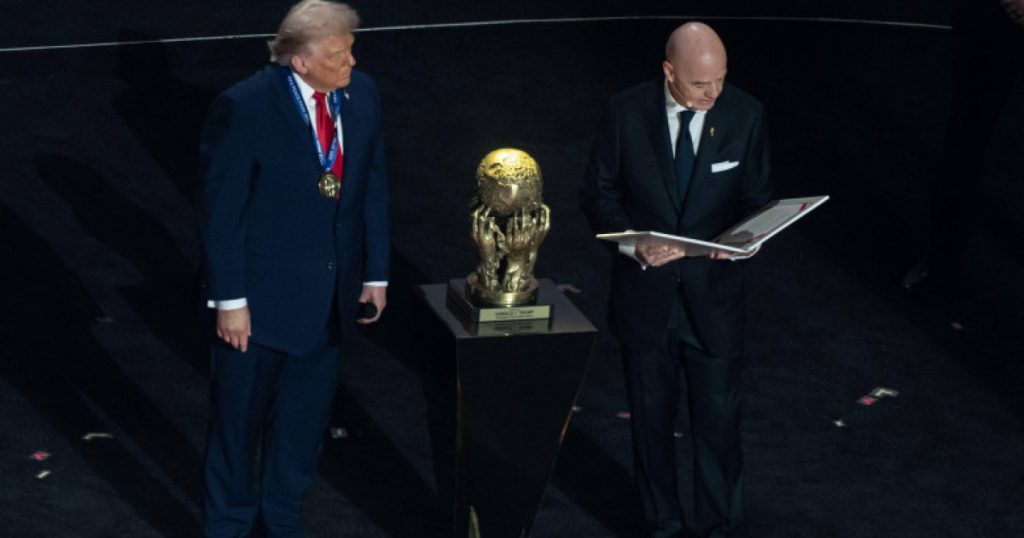 Controversă Internațională: Cererea de Ancheta a Europarlamentarilor privind Premiul FIFA pentru Pace Acordat lui Donald Trump
