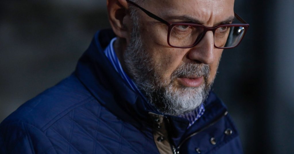 Analiza Strategiilor Politice în Contextul Crizei Guvernamentale: Comentariile lui Kelemen Hunor despre AUR și George Simion