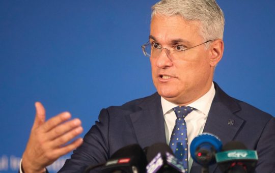 Controversă în Politica Românească: Dragoș Pîslaru și Propunerea lui Sorin Grindeanu pentru Funcția de Premier