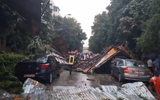 Impactul Furtunilor asupra Asigurărilor: Despăgubiri CASCO de Peste 62 de Milioane de Lei în 2025