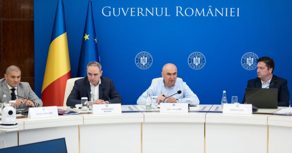 Intervenția Guvernului pe Piața Carburanților: O Analisă Detaliată a Deciziilor și Impactului Asupra Consumatorilor
