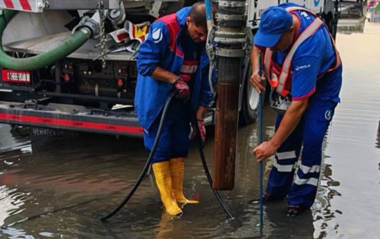 Strategiile Primarului Ciprian Ciucu pentru Combaterea Inundațiilor în București: O Abordare Proactivă în Fața Schimbărilor Climatice