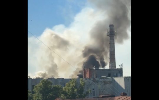 Ucraina Își Extinde Operațiunile pe Terenul Rus: O Analiză a Atacurilor Asupra Rafinăriilor și Implicațiile Acestora