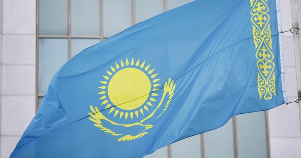 Transformări politice în Kazahstan: Alegeri anticipate și noile provocări constituționale