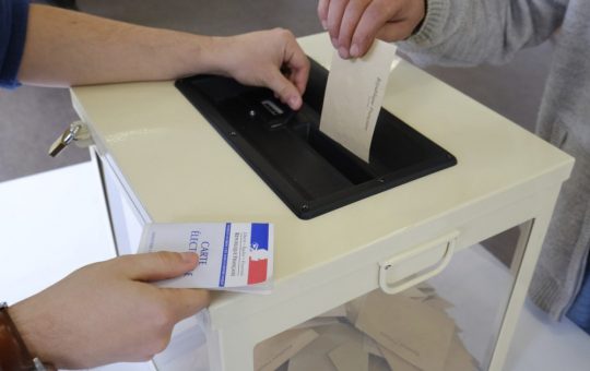 Alegerile prezidențiale din Franța: Ce ne așteaptă după mandatul lui Emmanuel Macron