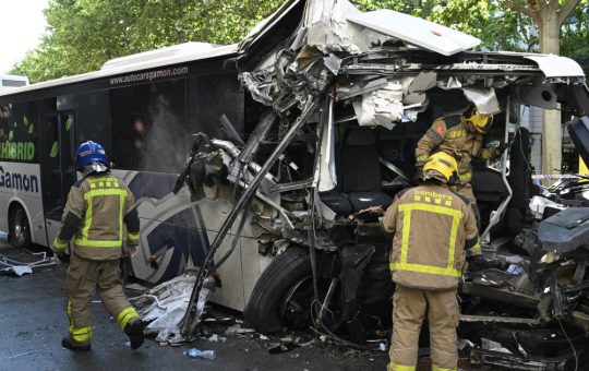 Accident grav de autocar în Spania: O tragedie rutieră cu 46 de răniți și întrebări fără răspuns