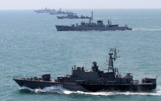 Exerciții NATO în Largul Coastelor SUA: O Analiză a Tensiunilor Politice și Militare în Contextul Administrației Trump