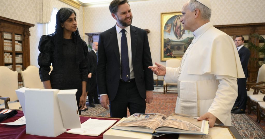 Tensiuni între SUA și Vatican: JD Vance și Papa Leon al XIV-lea în disputa privind imigrația