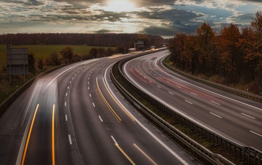 Autostrada Unirii A8: O Nouă Epocă pentru Infrastructura Rutieră din România