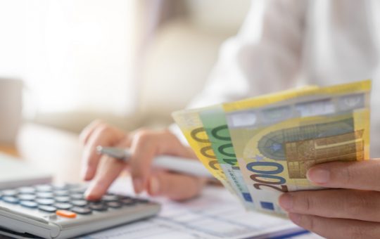 Impactul Pachetului Fiscal Omnibus Propus de UE asupra Firmelor din România: O Analiză Detaliată