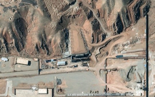 Iranul și Provocarea Nucleară: Reconstrucția Instalațiilor în Contextul Tensiunilor Geopolitice