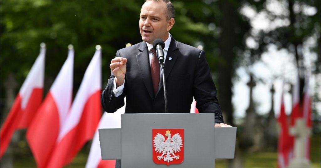 Discursul Președintelui Polonez Karol Nawrocki: Tensiuni Istorice și Implicații Moderne în Relațiile Polono-Ucrainene