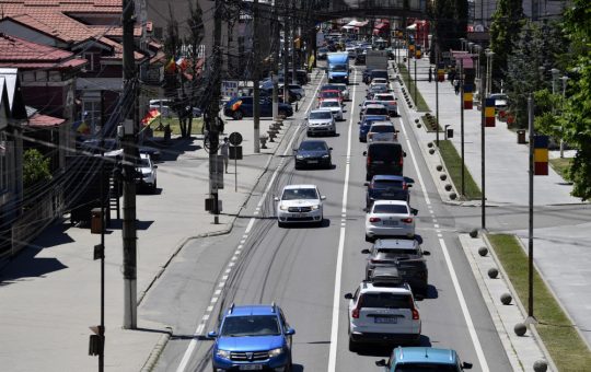 Trafic Intens Spre București: Cauze, Rute Alternative și Impactul Asupra Cetățenilor