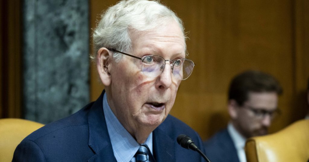 Starea de sănătate a senatorului Mitch McConnell: O analiză a impactului politic și personal al absenței sale în Congres