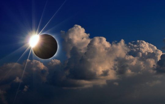 Eclipsa din 2028: Dunedin se pregătește pentru un fenomen astronomic deosebit și impactul său asupra turismului