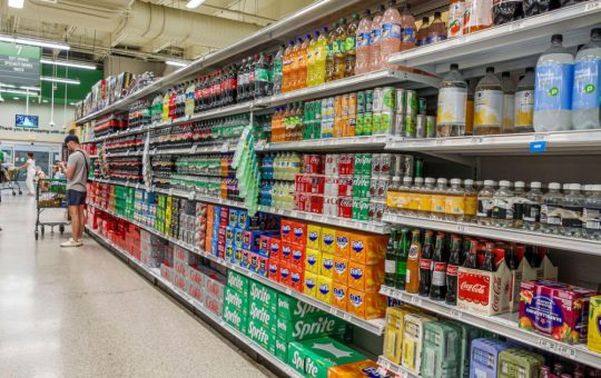 Giganții alimentelor ultraprocesate și lupta împotriva reglementărilor de sănătate publică: O analiză detaliată