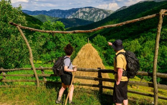 Mersul pe jos: O soluție subestimată pentru sănătatea mentală a românilor