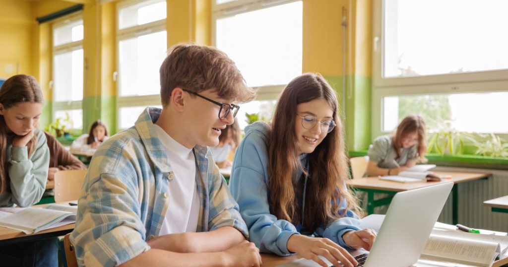 Admiterea în Liceu 2026: Analiza Locurilor Libere Rămase după Repartizarea Computerizată și Implicațiile pentru Viitorul Educațional