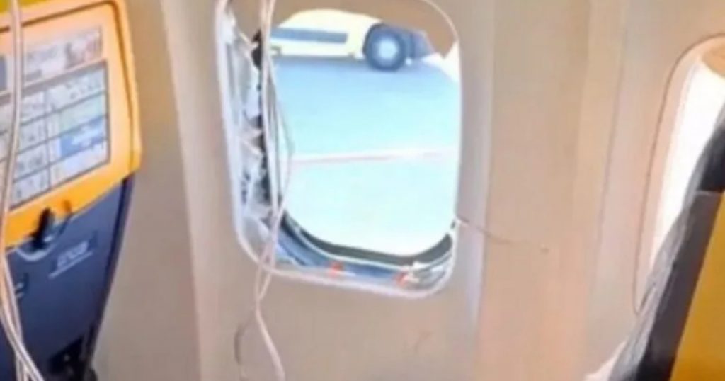 Un incident aviatic de neuitat: Povestea supraviețuirii lui Ljubisa Karović după aproape căderea din avion