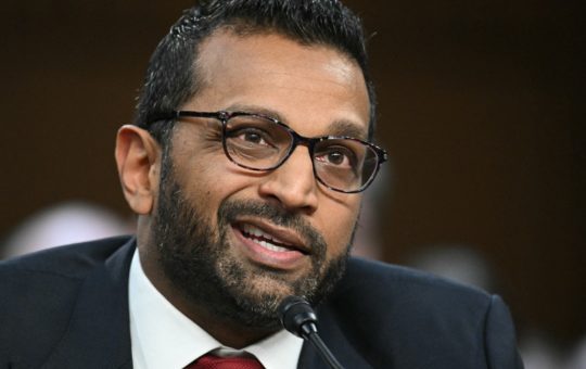 Vizita Istorică a Șefului FBI în Rusia: Context, Implicații și Reacții