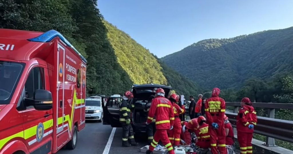 Tragedie pe Valea Oltului: Impactul căderii unei stânci asupra siguranței rutiere și al comunității locale