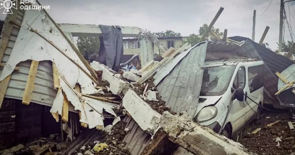 Atacul din Odesa: O privire detaliată asupra violenței continue din Ucraina și impactul asupra comunității