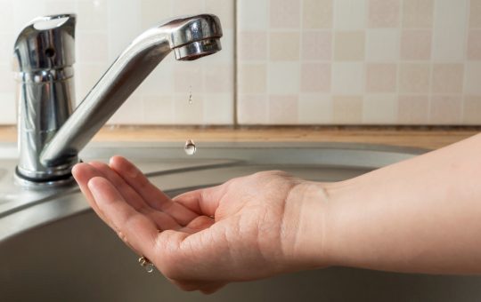 Lipsa apei calde în sectoarele 3 și 4 din București: O realitate dureroasă și implicațiile sale sociale