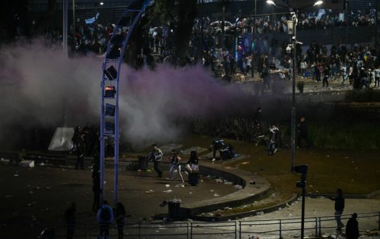 Violențele din Buenos Aires după finala CM 2026: O analiză a tensiunilor sociale și culturale