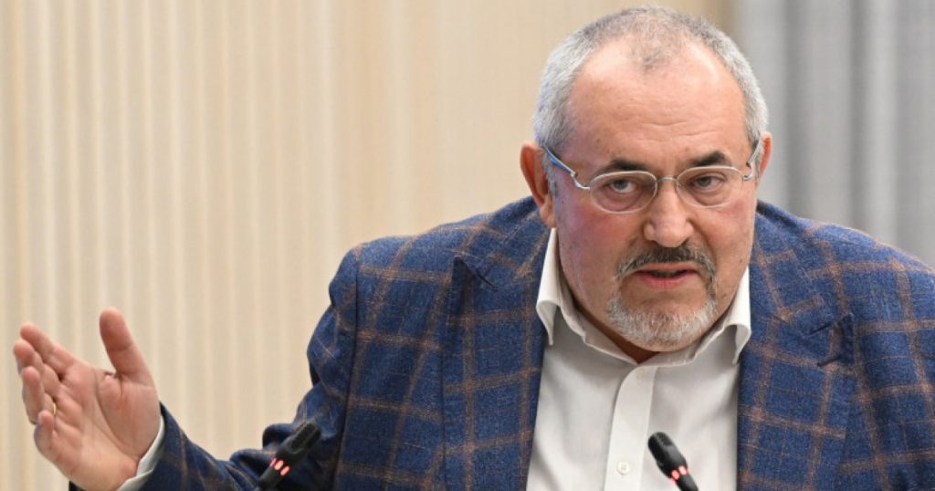 Retragerea lui Boris Nadejdin: O analiză a climatului politic din Rusia și a repercusiunilor pentru disidență
