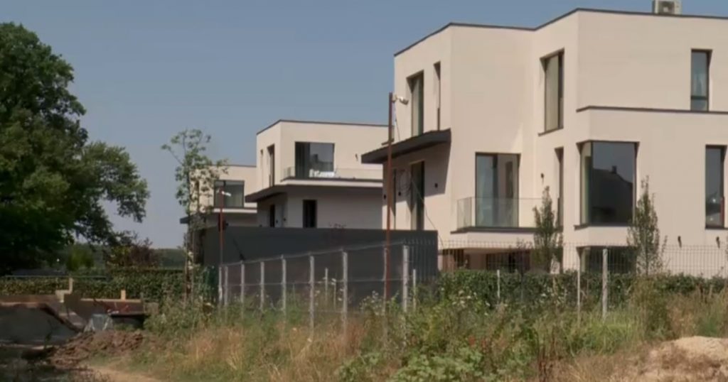 Impactul Deversării Ilegale asupra Mediului în Apropierea Pădurii Băneasa: O Analiză Detaliată