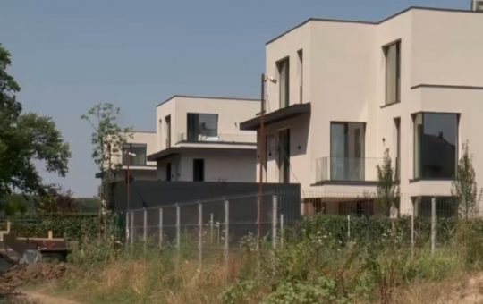 Impactul Deversării Ilegale asupra Mediului în Apropierea Pădurii Băneasa: O Analiză Detaliată