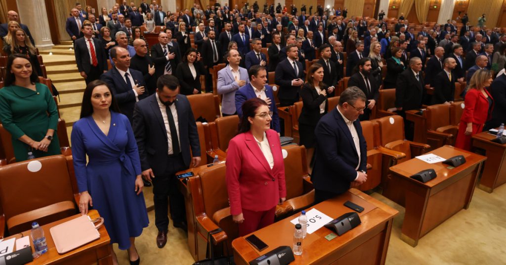 Analiza detaliată a noii legi a salarizării: Impactul majorărilor pentru demnitari și implicațiile sociale