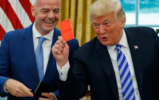 Donald Trump la Finala Cupei Mondiale 2026: Politica, Fotbalul și Implicațiile Globale