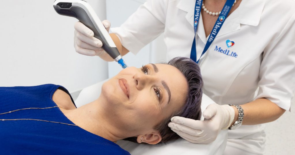 Revoluția Tratamentelor Dermatologice: Eficiența și Siguranța Procedurilor cu Laser în Dermatologie