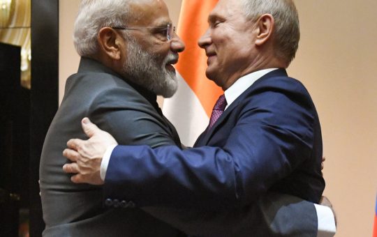 Criza Rafinarilor Ruse: Cererea lui Putin către Modi pentru Benzină în Contextul Declanșării Războiului Energetic