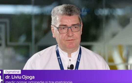 Intervenția chirurgicală de corecție a protezei de genunchi: Tehnologii avansate și provocări în recuperare