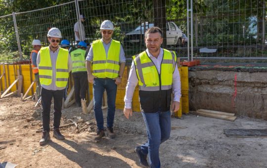Ciprian Ciucu și Provocările Lucrărilor de Infrastructură în București: O Analiză Detaliată a Proiectelor și Implicațiilor lor