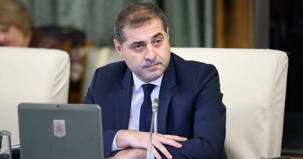 Criza Politică și Impactul Asupra Economiei României: Avertismentele lui Florin Jianu