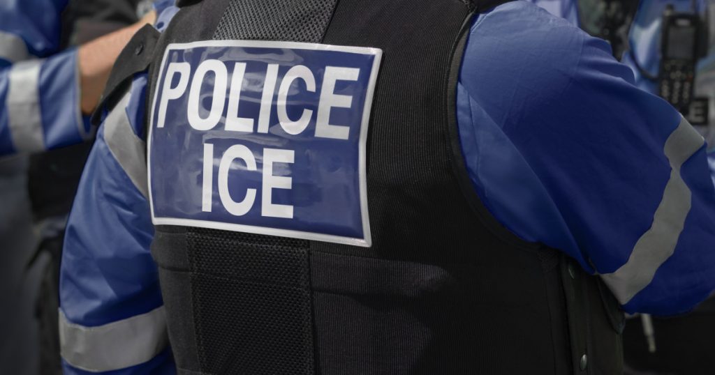Decizia Administrației Trump de Suspendare a Controalelor ICE: Context, Implicații și Reacții