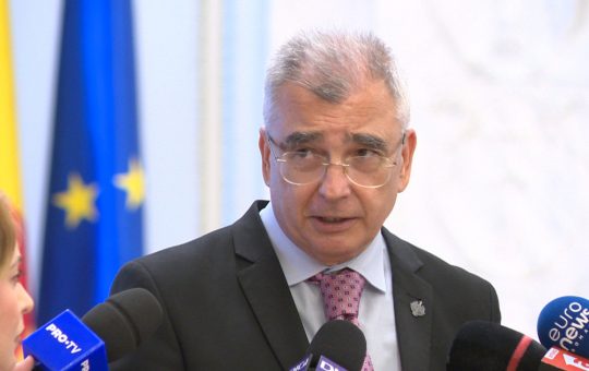 Alegerile Anticipate: Soluția Crizei Politice din România? Analiza Propunerilor lui Petrișor Peiu și Contextul Actual