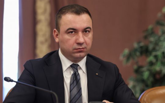 Conflicte Politice și Implicații Economice: Reacțiile lui Bogdan Ivan față de Blocarea Legilor PNRR