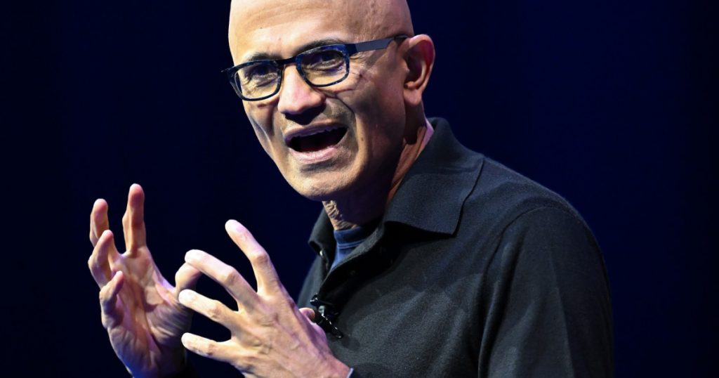 Avertismentul lui Satya Nadella: Costurile ascunse ale inteligenței artificiale