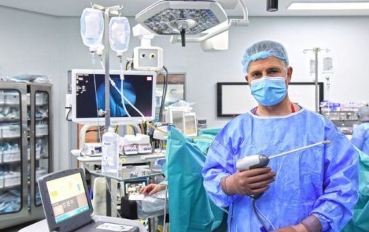 Cauzele Retenției Urinare Postoperatorii: O Privire Detaliată asupra Complicațiilor Chirurgicale și Soluțiilor Moderne