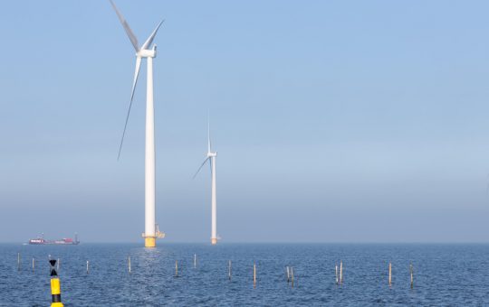 România își deschide orizonturile către energia eoliană offshore: Oportunități și provocări în Marea Neagră