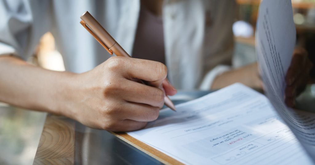 Ghid Complet pentru Cetățenii Români: Ce Facem în Cazul Pierderii Actelor în Străinătate