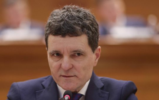 Criza Politică din România: Nevoia de Formare a Guvernului și Provocările Constituționale