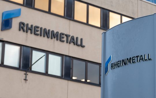 Reînarmarea Europei și Impactul Creșterii Producției de Armament: O Analiză Detaliată a Proiectului Rheinmetall