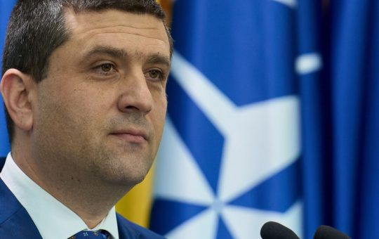 Radu Miruță și dezbaterea despre apărarea națională: Dezinformări și realități în fața amenințărilor externe