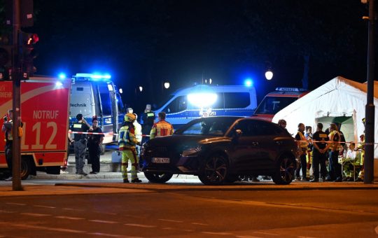 Tragedie la Parada Gay Pride din Berlin: Un atac devastator zguduie comunitatea LGBTQ+